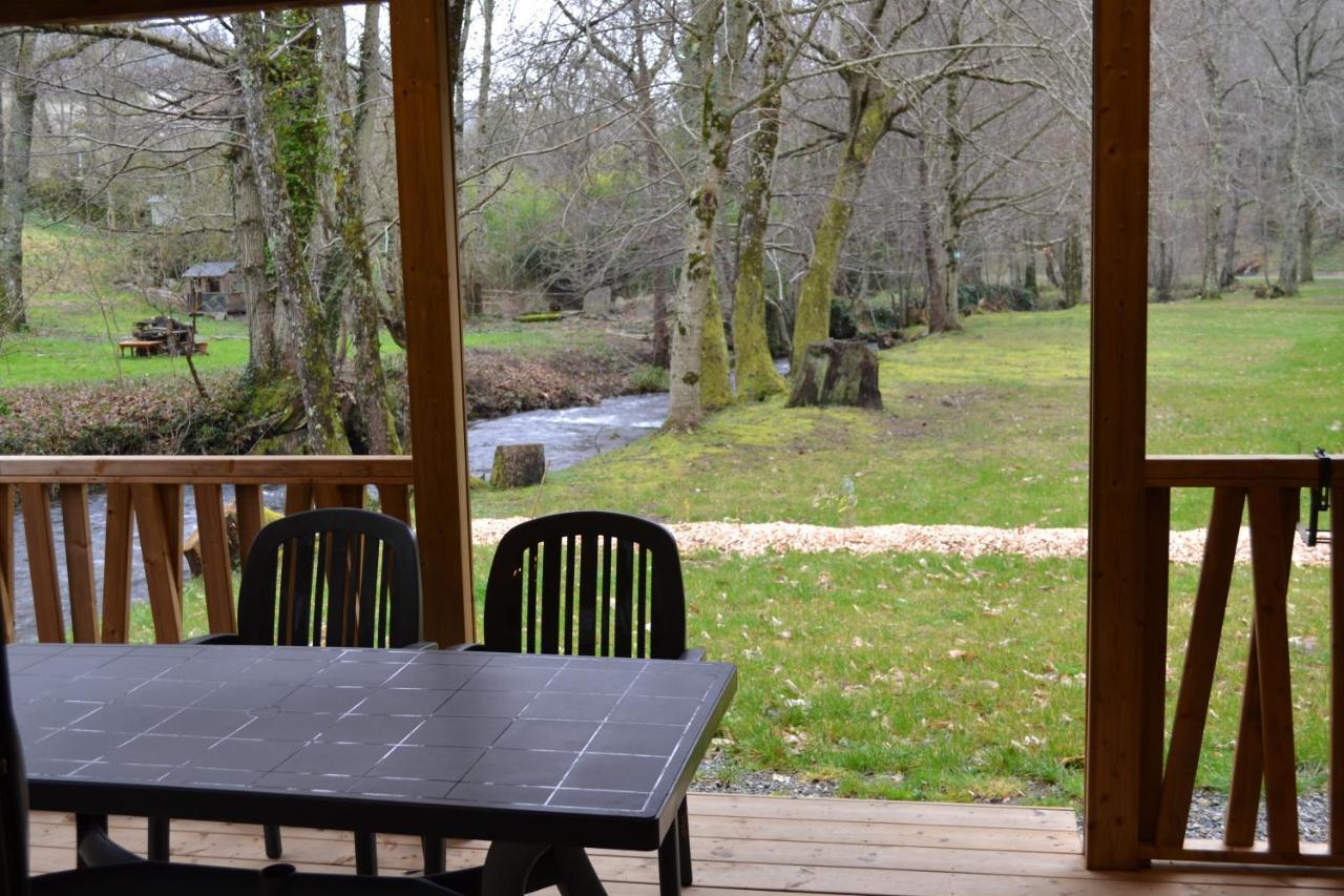 Chalets Au Bord De L'Eau Caudebronde Esterno foto